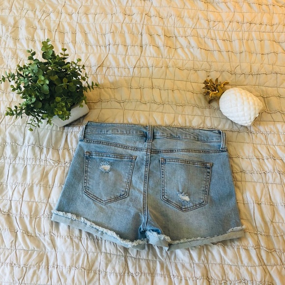 Celebrity Pink Shorts - Picture 2 of 4